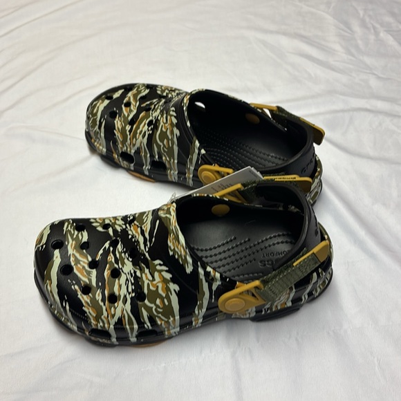 CROCs Camo - Black, Green, Tan - Picture 5 of 5